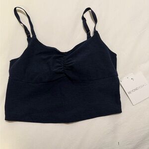 NAVY, Beyond Yoga BRAND NEW never worn, cropped tank. Size small